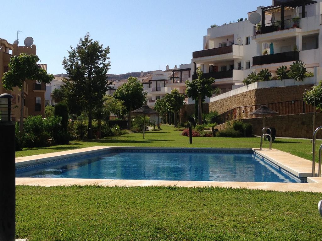 Sea Flower Miraflores Golf And Beach Parking Included La Cala De Mijas Room photo